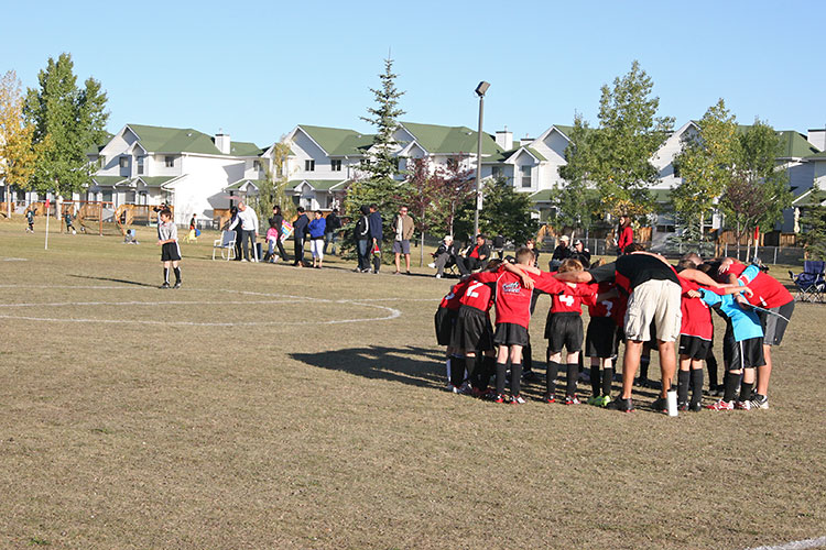 Huddle before the big game...