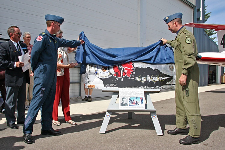 Unveiling the panel to the Tutor Jet and it's historical connection to the 431 Lancaster squadron.