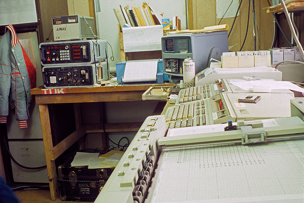 the navigation system, which relied on shore base transmitters, <br />and used early HP computers and pen plotter <br />to record real-time positioning...
