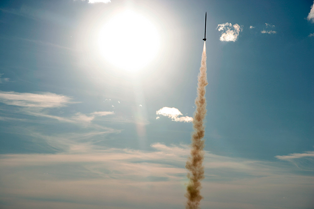 on 90lb of thrust...