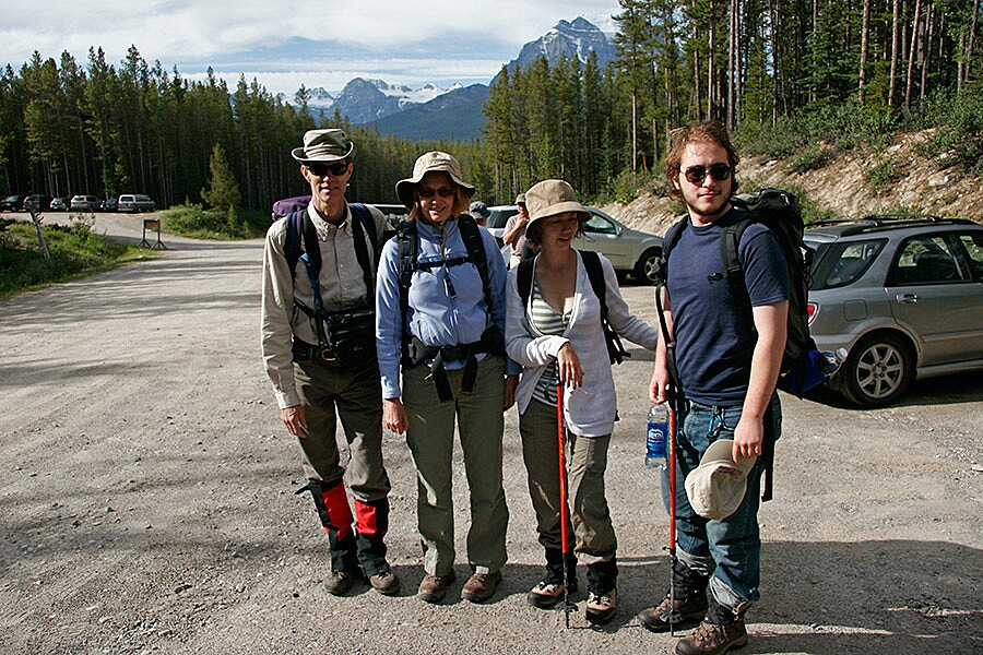 Ian, Mary-Ann, Sarah and Jean-Paul. Waiting for our ride <br />up the Temple fire road, 2nd August, 2011.