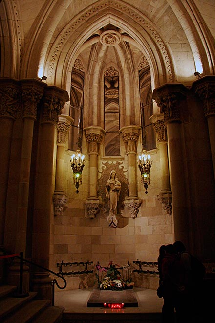 the burial place of Gaudi, <br />who died in 1926...