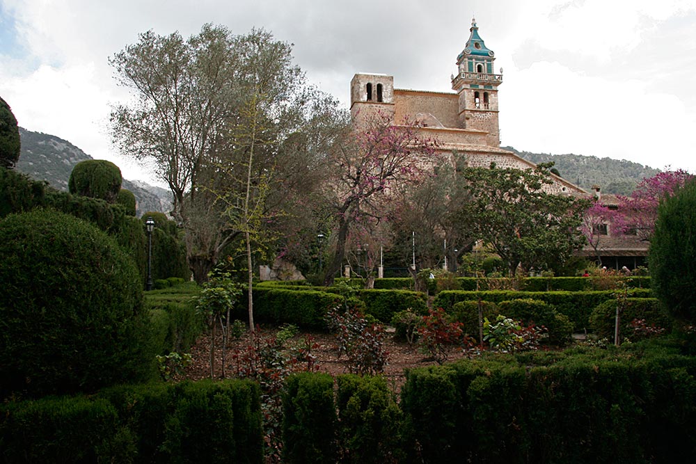 where they resided in this abandoned <br />Carthusian monastary...