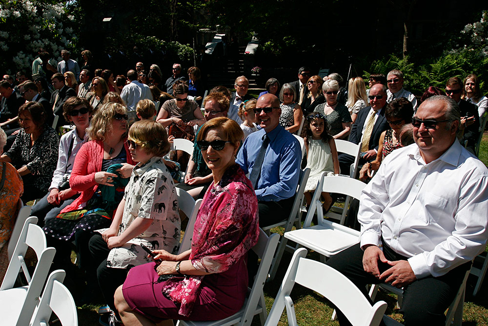 Mark and Olivia's wedding at the English Inn, Victoria B.C...