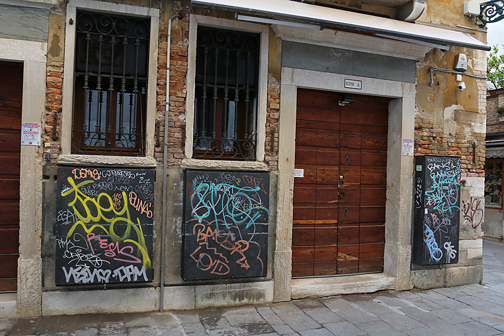 Venice store front...